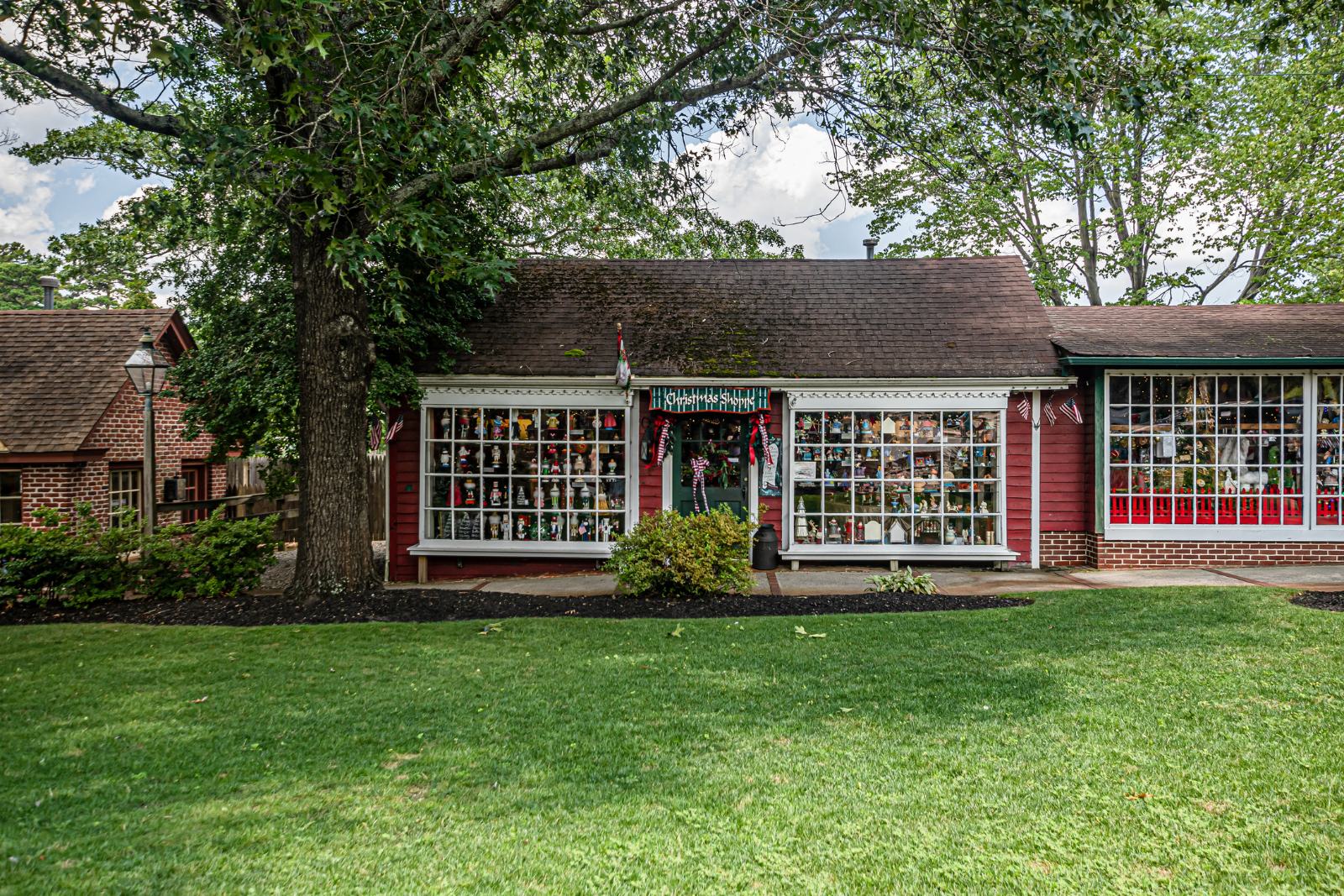 The Christmas Shoppe