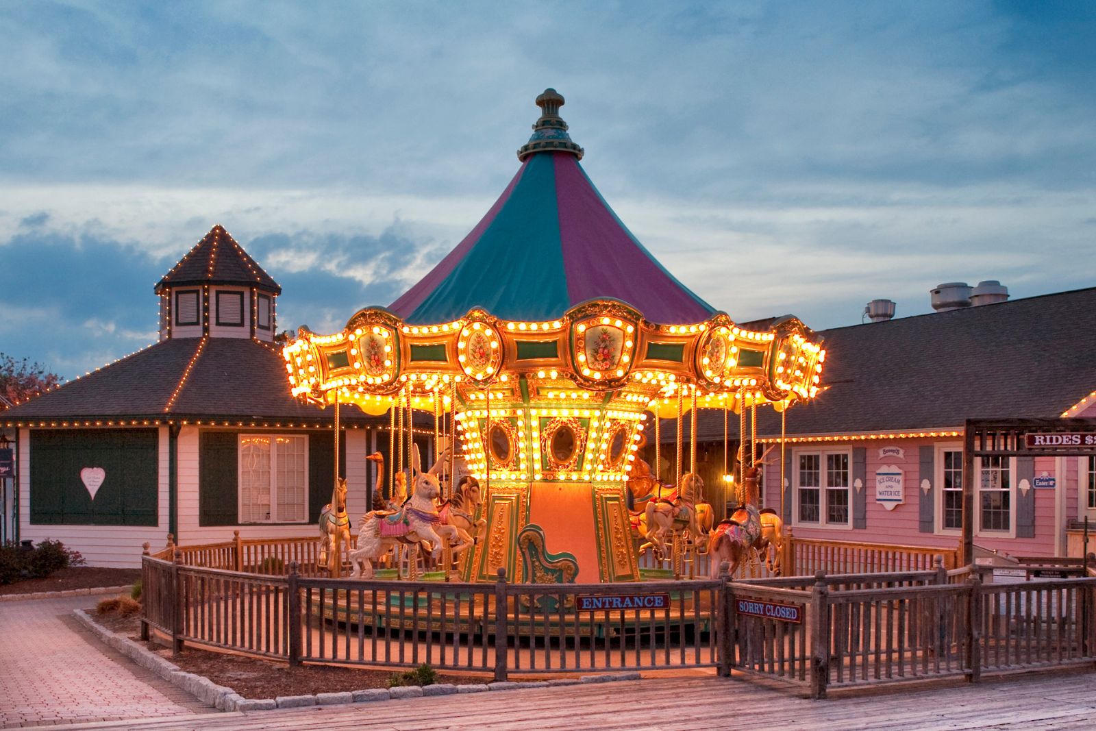 The Carousel at Historic Smithville